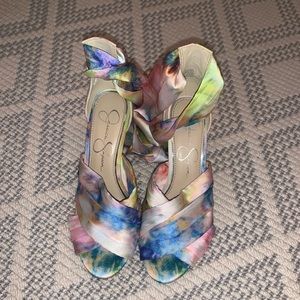 Jessica Simpson silk multi colored heel